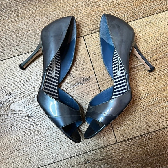Manolo Blahnik D’Orsay Heel in Canti/Blue Size 37/7US - Picture 3 of 14